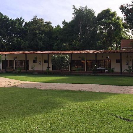 Hotel Quinta El Eden Tlaltizapán Exteriör bild